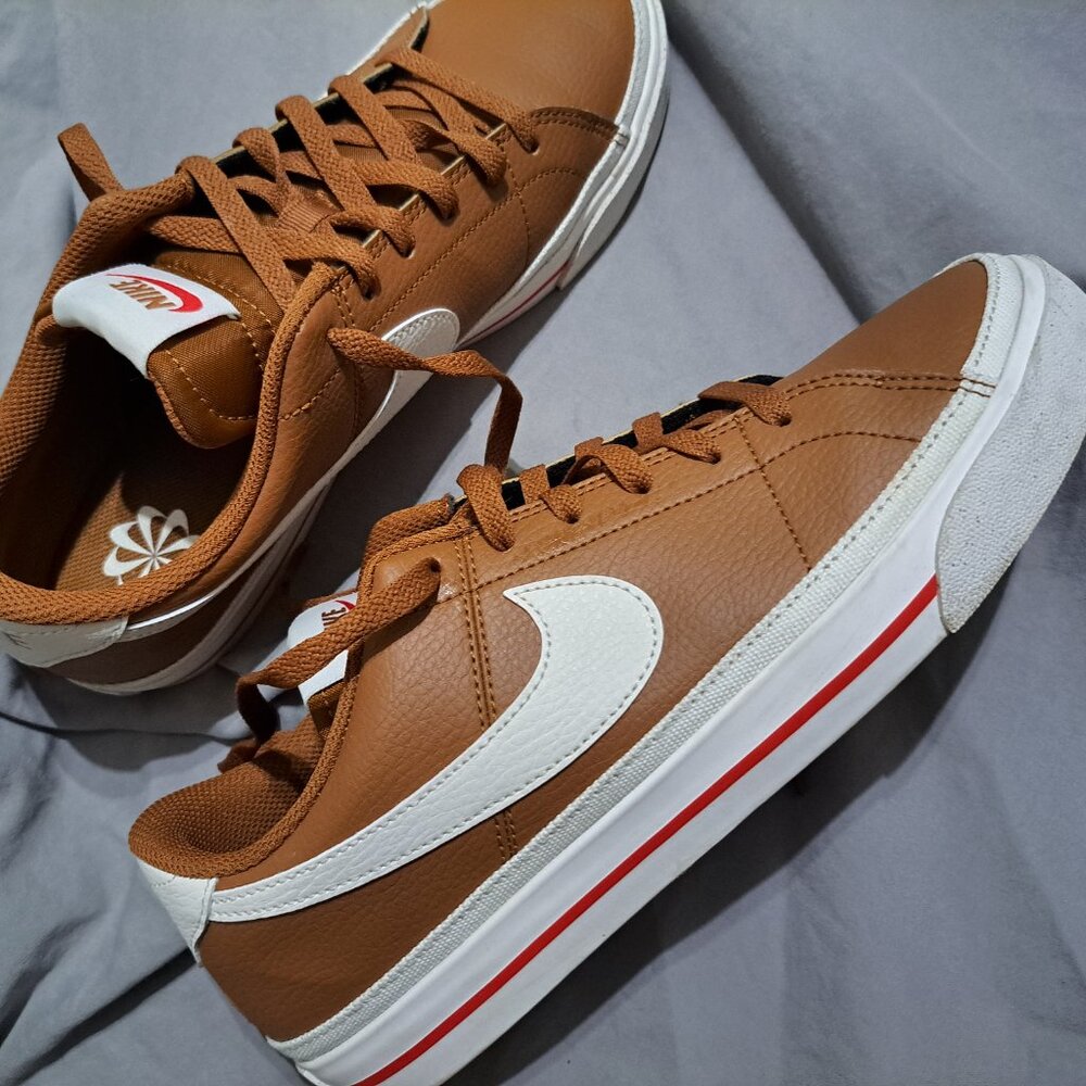 Nike Court Legacy Women's Sneakers